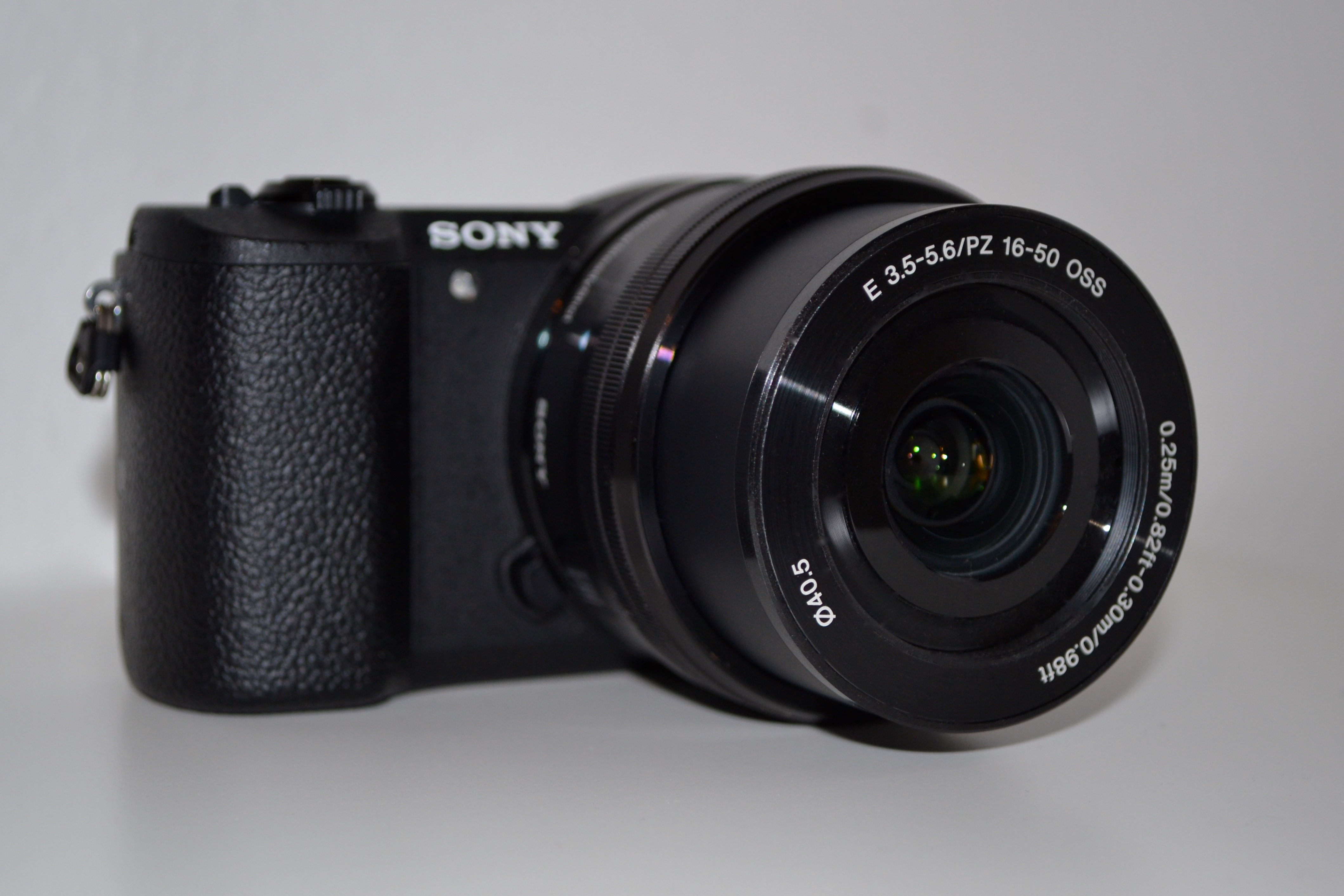 3 Kamera Sony Cyber-Shot yang Keren | Foto.co.id
